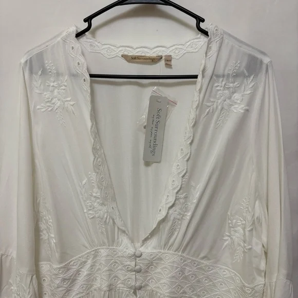 NWT Soft Surroundings Icon Melissani Tunic White Cottagecore Eyelet Size Large - Picture 2 of 11